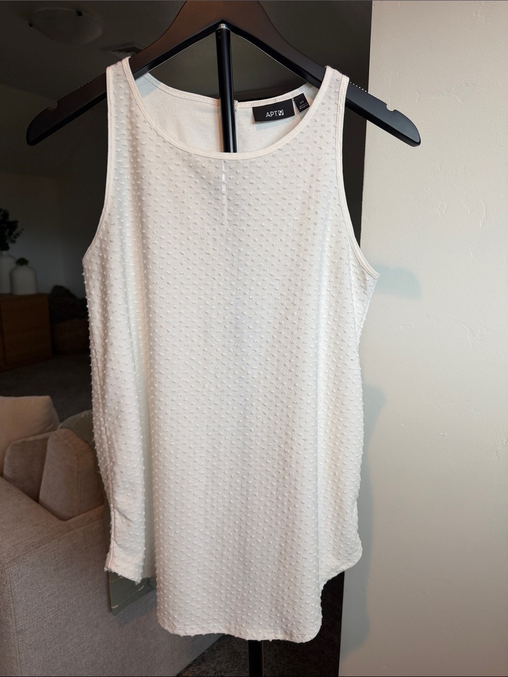 Apt. 9 Cream Textured Scoop Neck Tank
